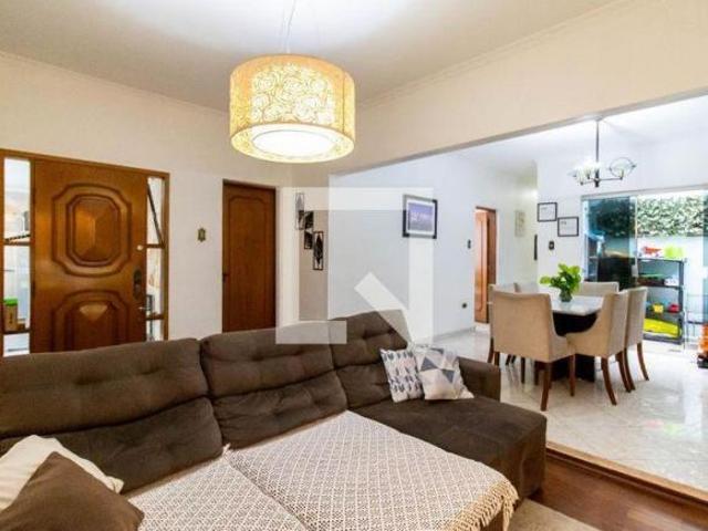 Casa à Venda Picanço, 3 Quartos, 250 m² Guarulhos