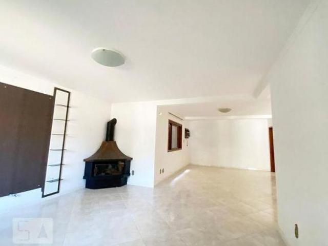 Casa à Venda Pinheiro, 3 Quartos, 239 m² São Leopoldo