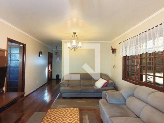 Casa à Venda Pinheiro, 4 Quartos, 300 m² São Leopoldo