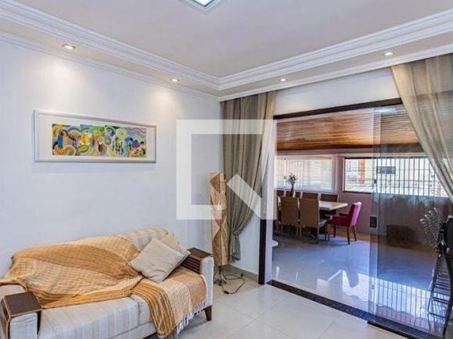 Casa à Venda Piqueri, 5 Quartos, 270 m² São Paulo