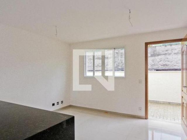 Casa à Venda Piqueri, 2 Quartos, 95 m² São Paulo