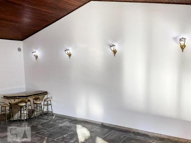 Casa à Venda Planalto, 3 Quartos, 480 m² Belo Horizonte