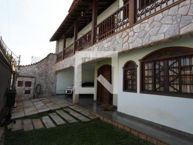 Casa à Venda Planalto, 4 Quartos, 370 m² Belo Horizonte