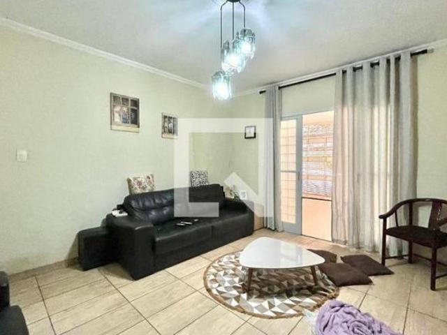 Casa à Venda Planalto Paulista, 4 Quartos, 200 m² São Paulo