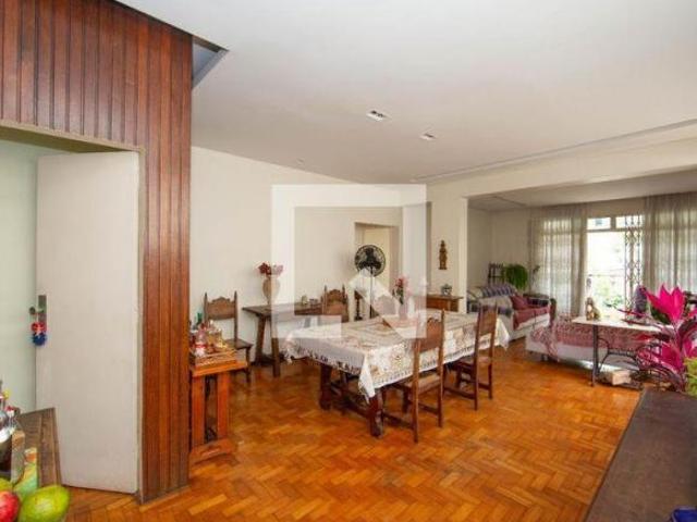 Casa à Venda Prado, 6 Quartos, 360 m² Belo Horizonte