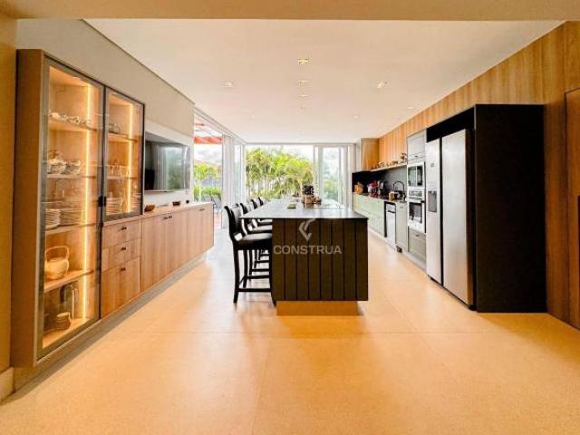 CASA À VENDA PRÓXIMA AO COLÉGIO PORTO SEGURO EM VALINHOS SP