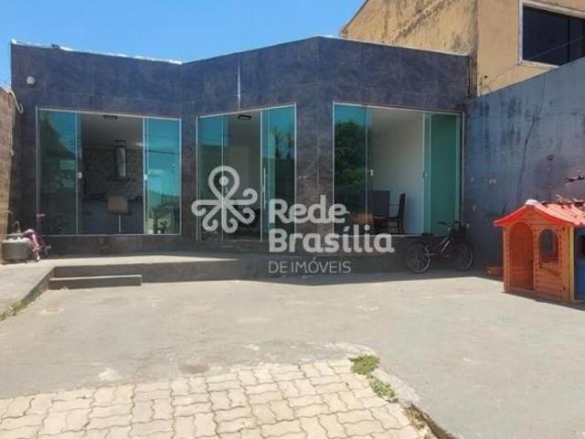 CASA À VENDA QMS 11 | 3 QUARTOS | CHURRASQUEIRA | 120 M² DE ÁREA CONSTRUÍDA