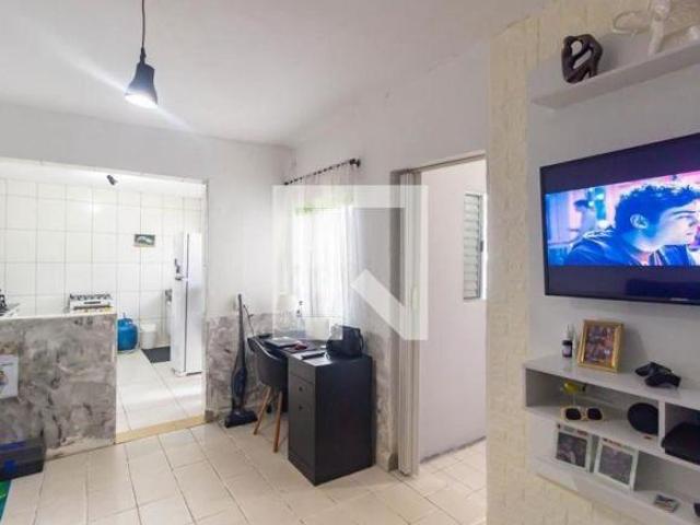 Casa à Venda Quitaúna, 1 Quarto, 300 m² Osasco