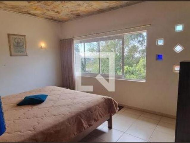 Casa à Venda Retiro das Pedras, 5 Quartos, 450 m² Brumadinho