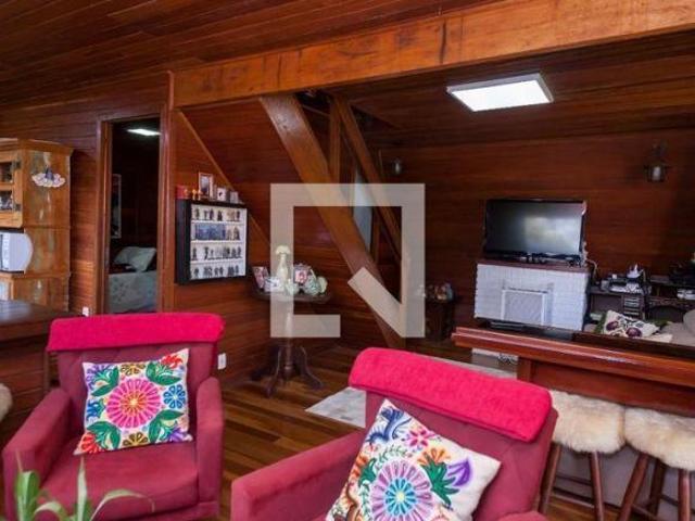 Casa à Venda Retiro do Chalé, 3 Quartos, 140 m² Brumadinho