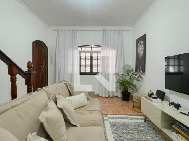 Casa à Venda Remédios, 3 Quartos, 180 m² Osasco