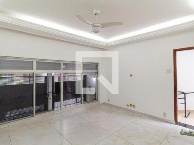 Casa à Venda Remédios, 4 Quartos, 266 m² Osasco