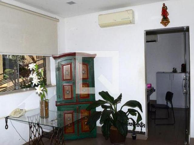 Casa à Venda Renascença, 6 Quartos, 510 m² Belo Horizonte