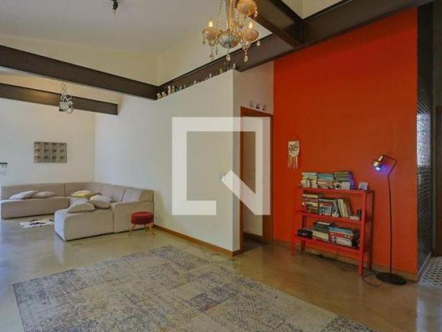 Casa à Venda Renascença, 3 Quartos, 200 m² Belo Horizonte