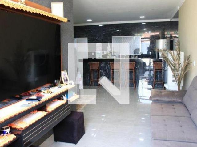 Casa à Venda Residencial Belvedere, 3 Quartos, 250 m² Goiânia