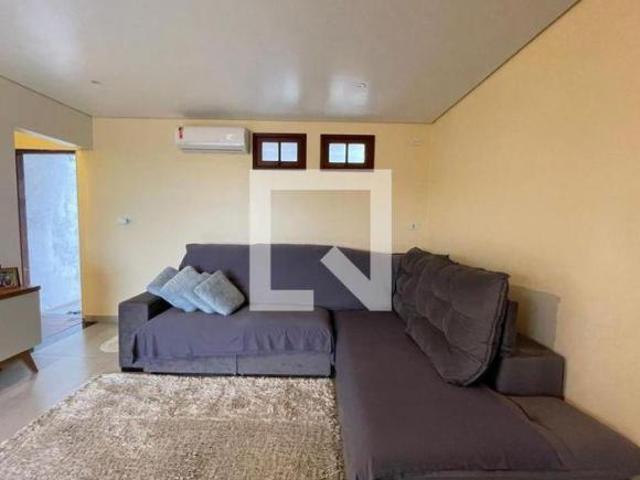 Casa à Venda Rincão, 3 Quartos, 200 m² Novo Hamburgo