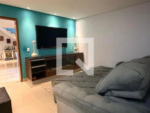 Casa à Venda Rio Bonito, 4 Quartos, 300 m2