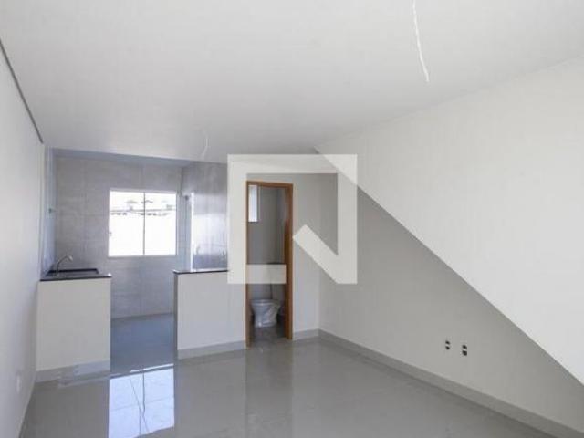 Casa à Venda Rio Branco, 2 Quartos, 65 m² Belo Horizonte