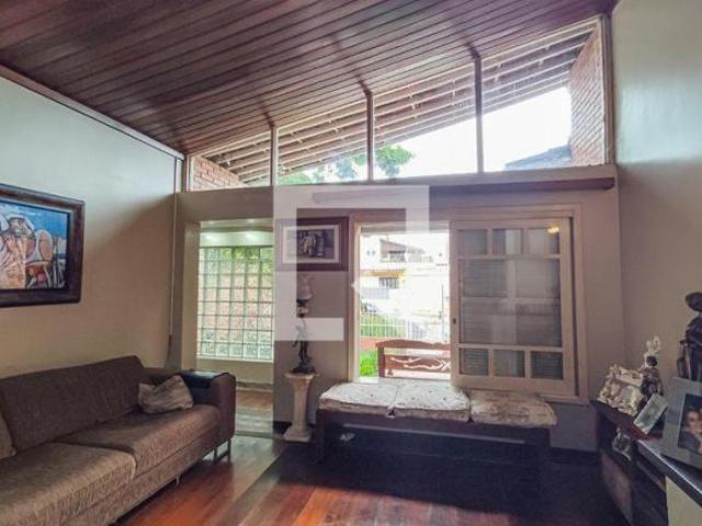Casa à Venda Rio dos Sinos, 4 Quartos, 295 m² São Leopoldo