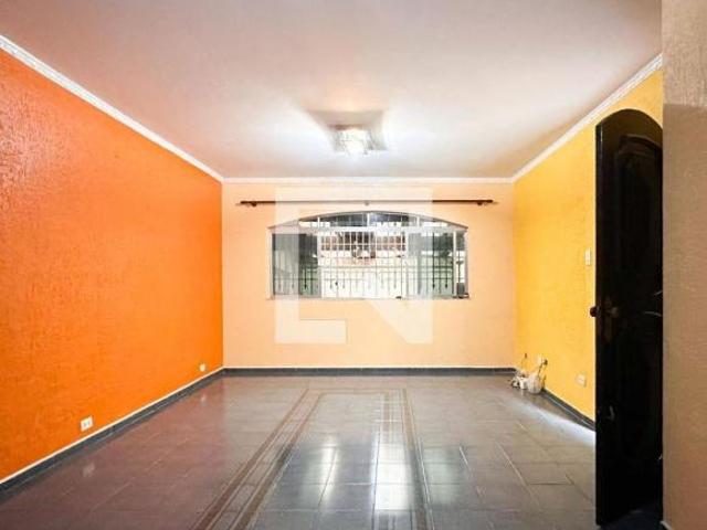 Casa à Venda Taboão, 3 Quartos, 166 m2