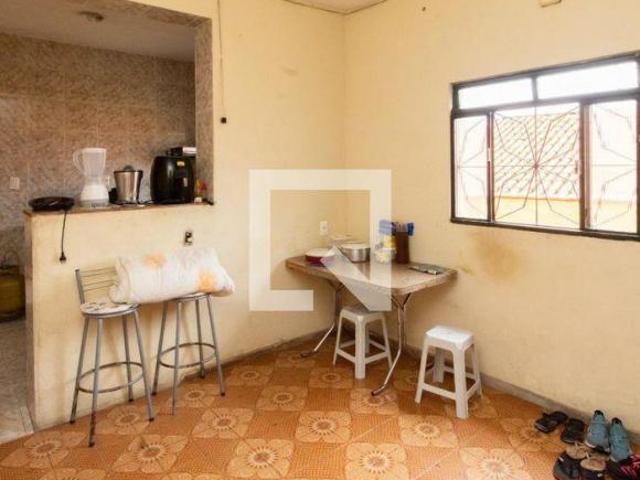 Casa à Venda Teixeira Dias, 4 Quartos, 300 m² Belo Horizonte