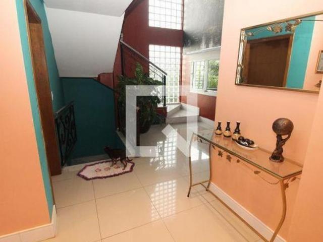 Casa à Venda Teresópolis, 3 Quartos, 438 m² Porto Alegre