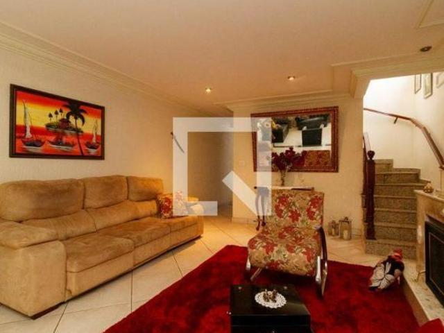 Casa à Venda Tremembe, 4 Quartos, 330 m² São Paulo