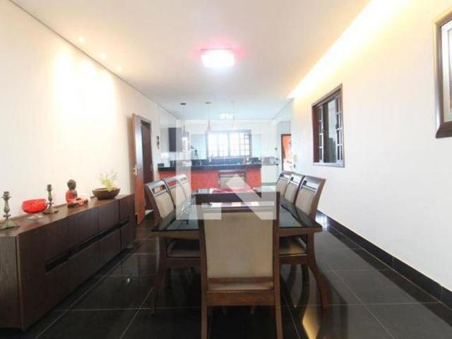 Casa à Venda Trevo, 6 Quartos, 500 m² Belo Horizonte