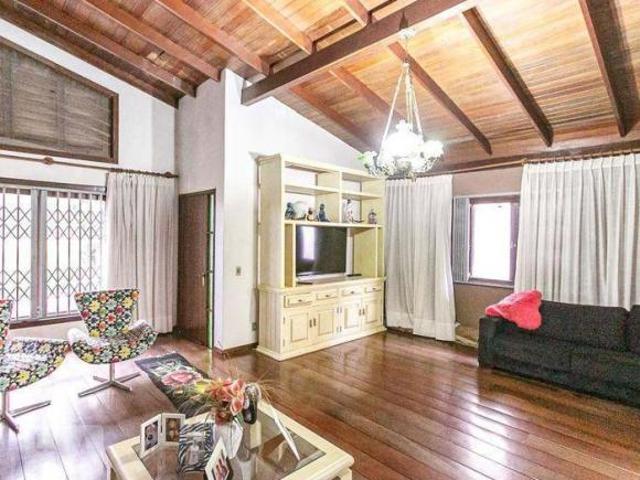 Casa à Venda Tristeza, 3 Quartos, 1000 m² Porto Alegre