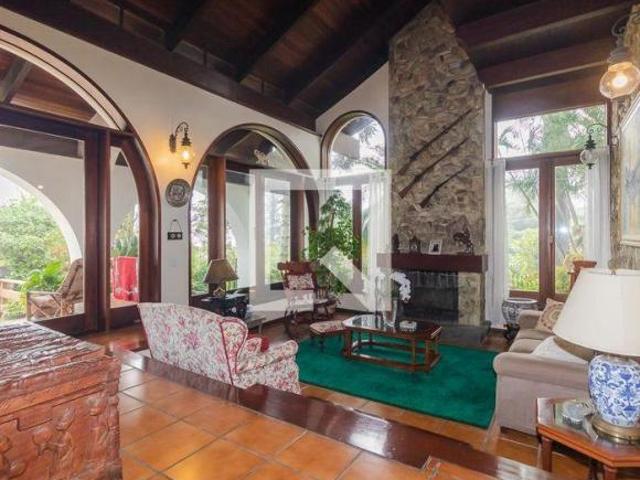 Casa à Venda Tristeza, 3 Quartos, 430 m² Porto Alegre