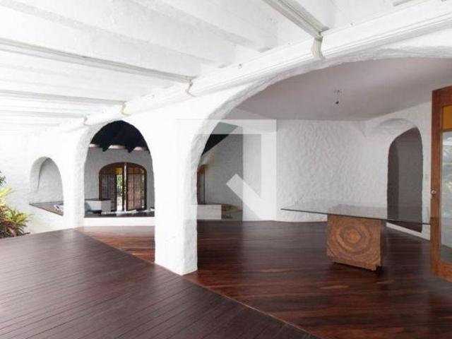 Casa à Venda Tristeza, 4 Quartos, 700 m² Porto Alegre