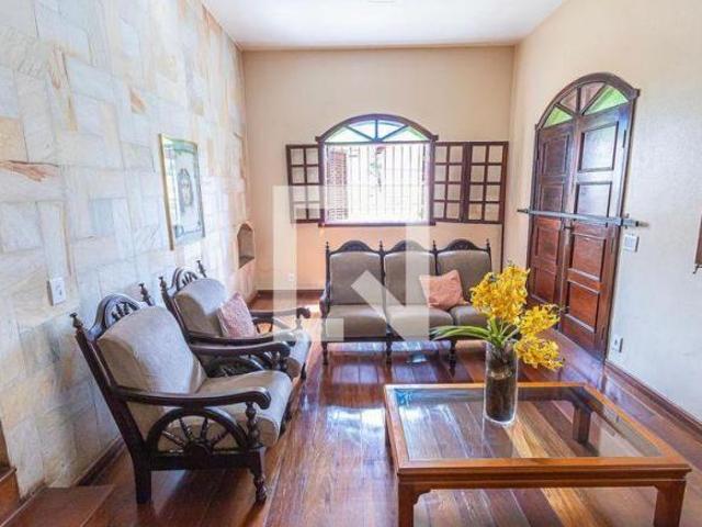 Casa à Venda Universitário, 5 Quartos, 450 m² Belo Horizonte
