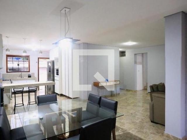 Casa à Venda Vera Cruz, 3 Quartos, 384 m² Belo Horizonte