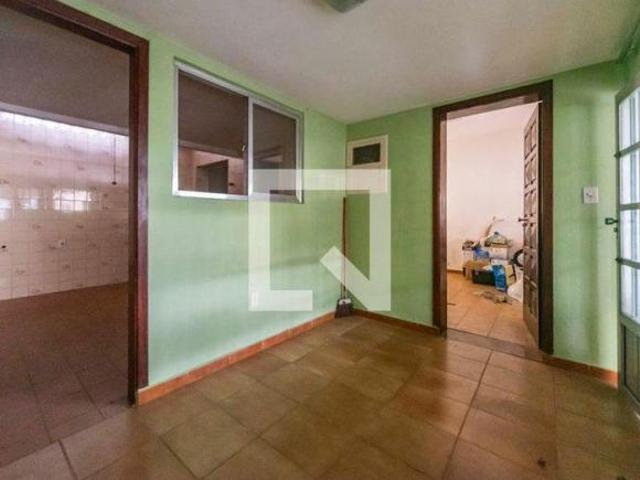 Casa à Venda Vila Alto de Santo André, 2 Quartos, 204 m² Santo André