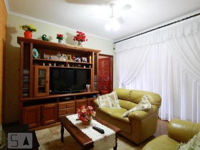 Casa à Venda Vila Amália, 3 Quartos, 220 m² São Paulo