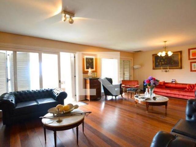 Casa à Venda Vila Assunção, 5 Quartos, 400 m² Porto Alegre