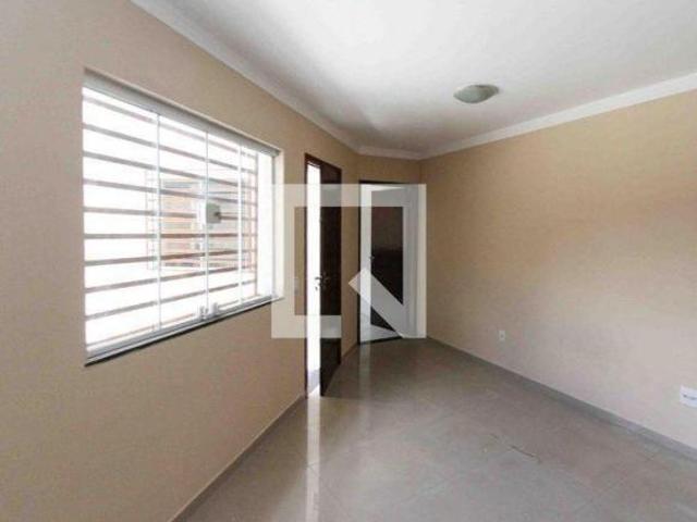 Casa à Venda Vila Carmosina, 3 Quartos, 100 m² São Paulo