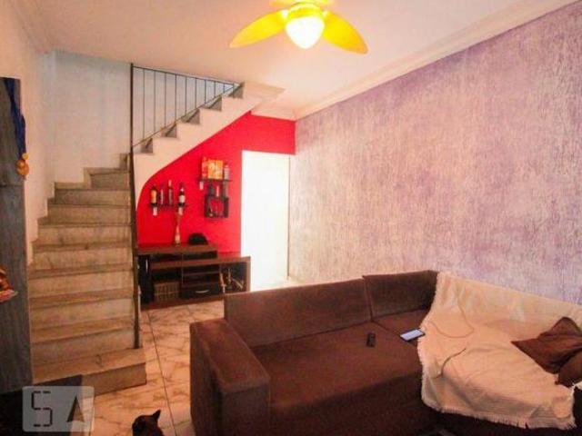 Casa à Venda Vila Carmosina, 2 Quartos, 69 m² São Paulo