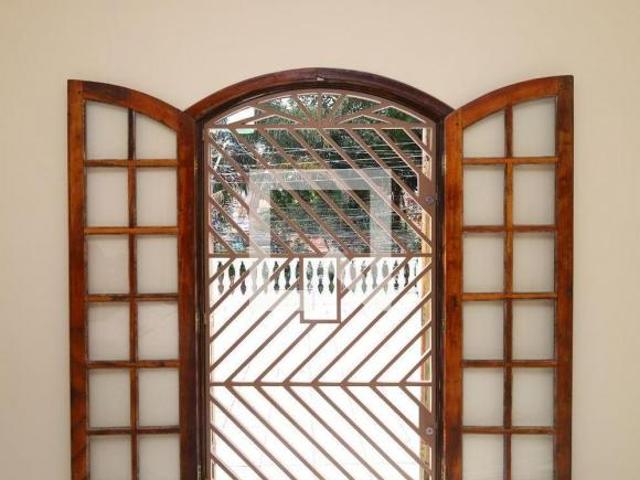 Casa à Venda Vila Carmosina, 5 Quartos, 234 m2