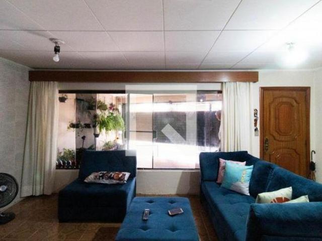 Casa à Venda Vila Carrão, 3 Quartos, 157 m2