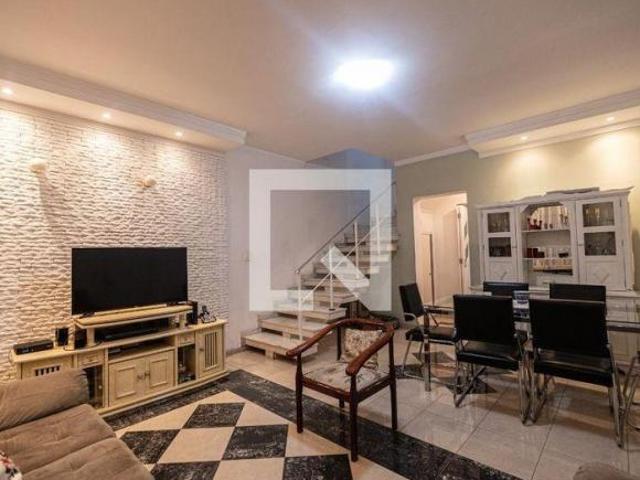 Casa à Venda Vila Carrão, 3 Quartos, 200 m² São Paulo