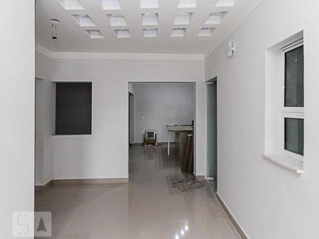 Casa à Venda Vila Carrão, 3 Quartos, 200 m² São Paulo