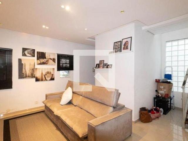 Casa à Venda Vila Carrão, 2 Quartos, 120 m² São Paulo