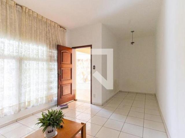 Casa à Venda Vila Carrão, 2 Quartos, 200 m2