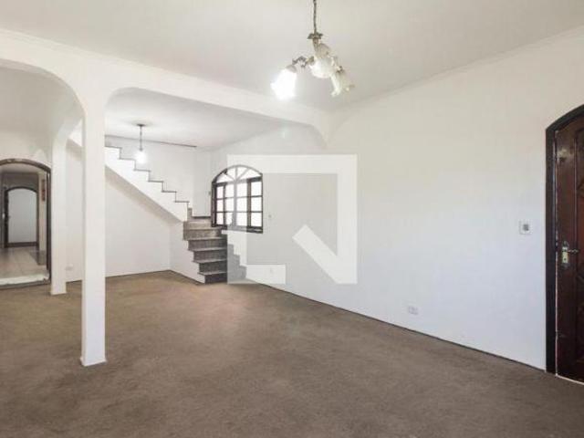 Casa à Venda Vila Carrão, 5 Quartos, 200 m² São Paulo
