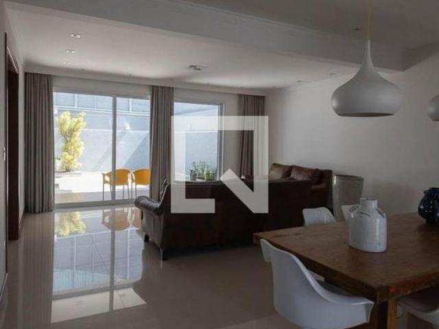 Casa à Venda Vila Constança, 4 Quartos, 420 m² São Paulo