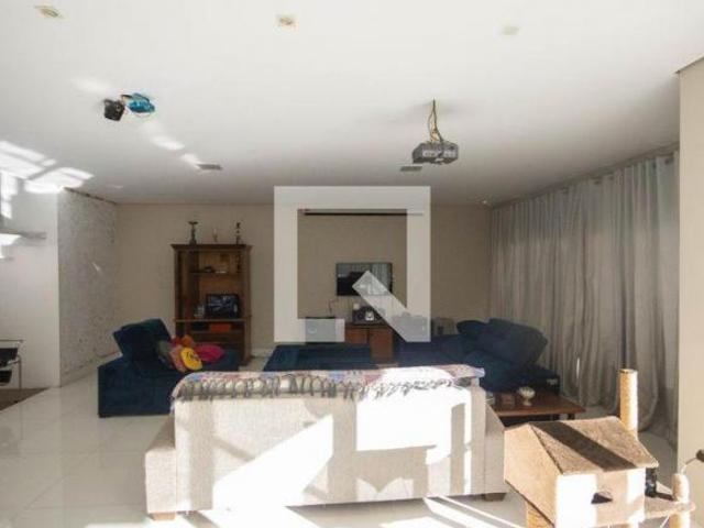 Casa à Venda Vila Constança, 4 Quartos, 550 m² São Paulo