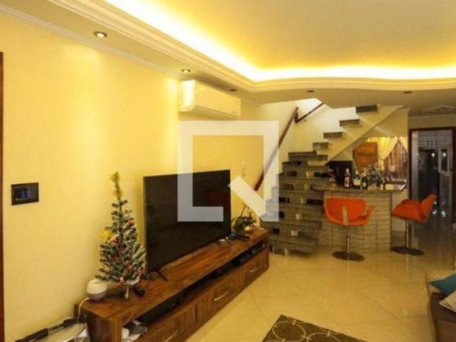 Casa à Venda Vila Ema, 3 Quartos, 280 m² São Paulo