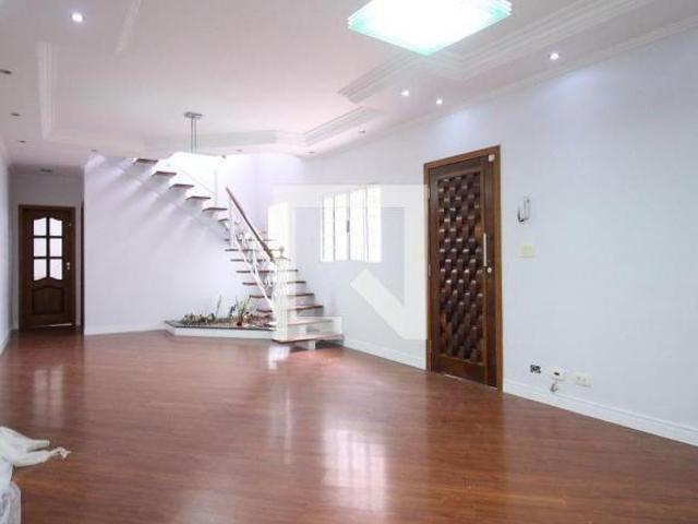 Casa à Venda Vila Ema, 3 Quartos, 227 m2