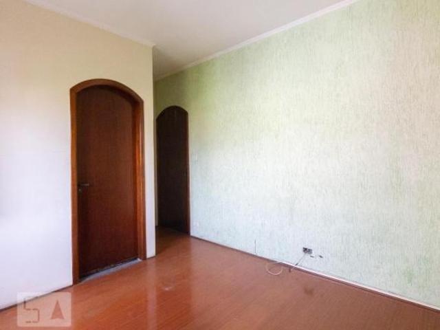 Casa à Venda Vila Ema, 2 Quartos, 190 m2